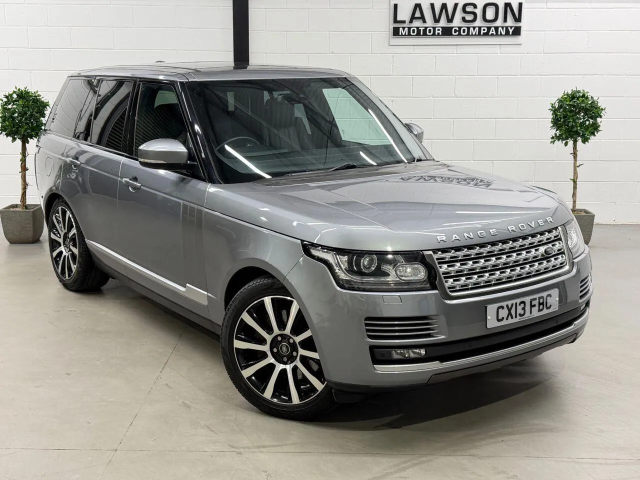 Land Rover Range Rover 2013 photo 2