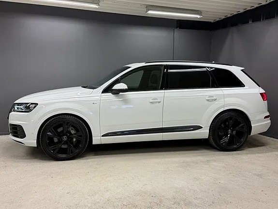 Audi Q7 2016 photo 3