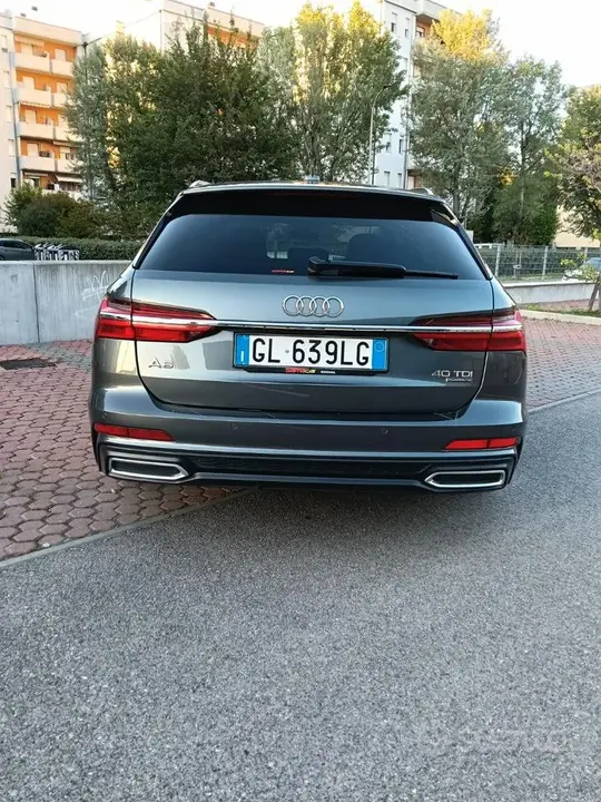 Audi A6 2022 photo 2