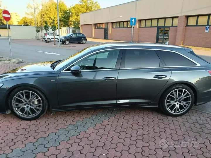Audi A6 2022 photo 4