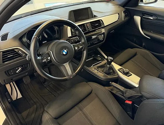 BMW 118I 2019 photo 4