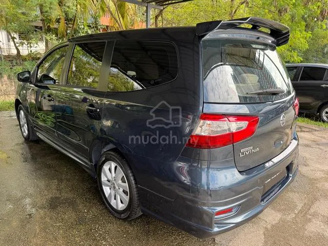 Nissan Grand Livina