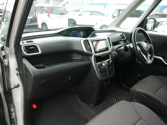 Suzuki Solio 2017 photo 3