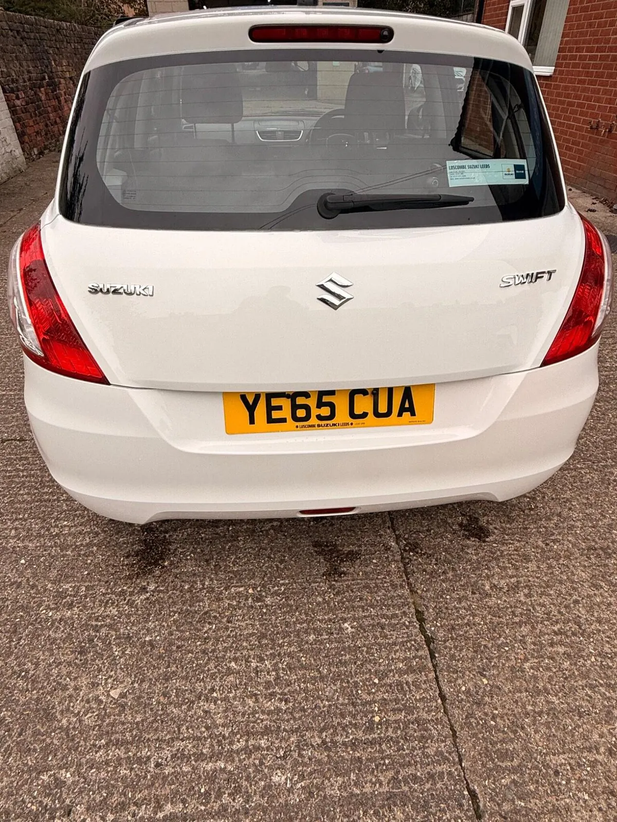 Suzuki Swift 2015 photo 5