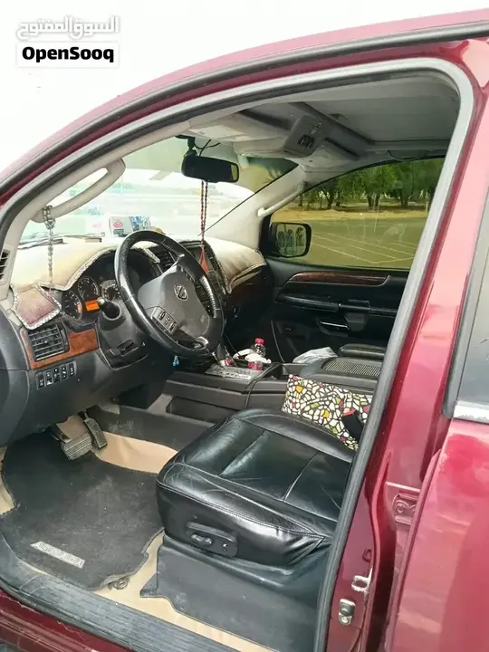 Nissan Armada 2013 photo 5
