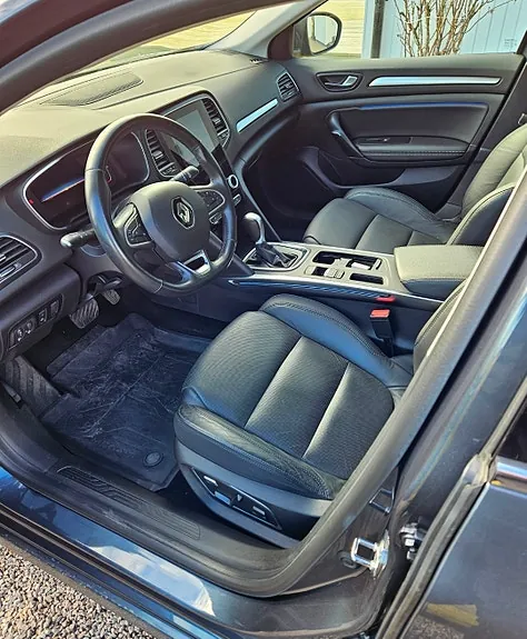 Renault Megane 2023 photo 3
