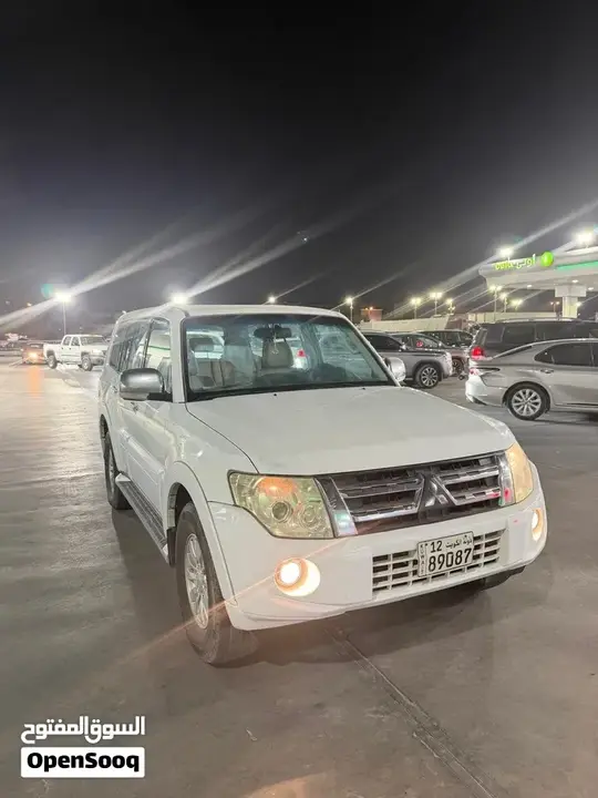 Mitsubishi Pajero 2014 photo 5