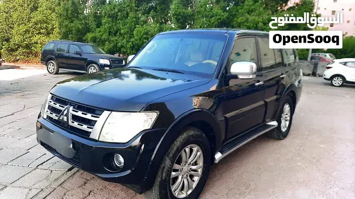 Mitsubishi Pajero 2014 photo 4