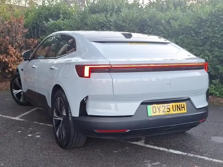 Polestar Polestar 4 2025 photo 2