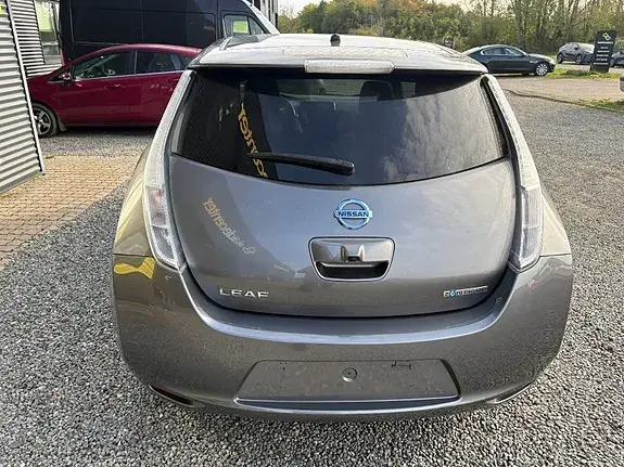Nissan Leaf 2014 photo 3