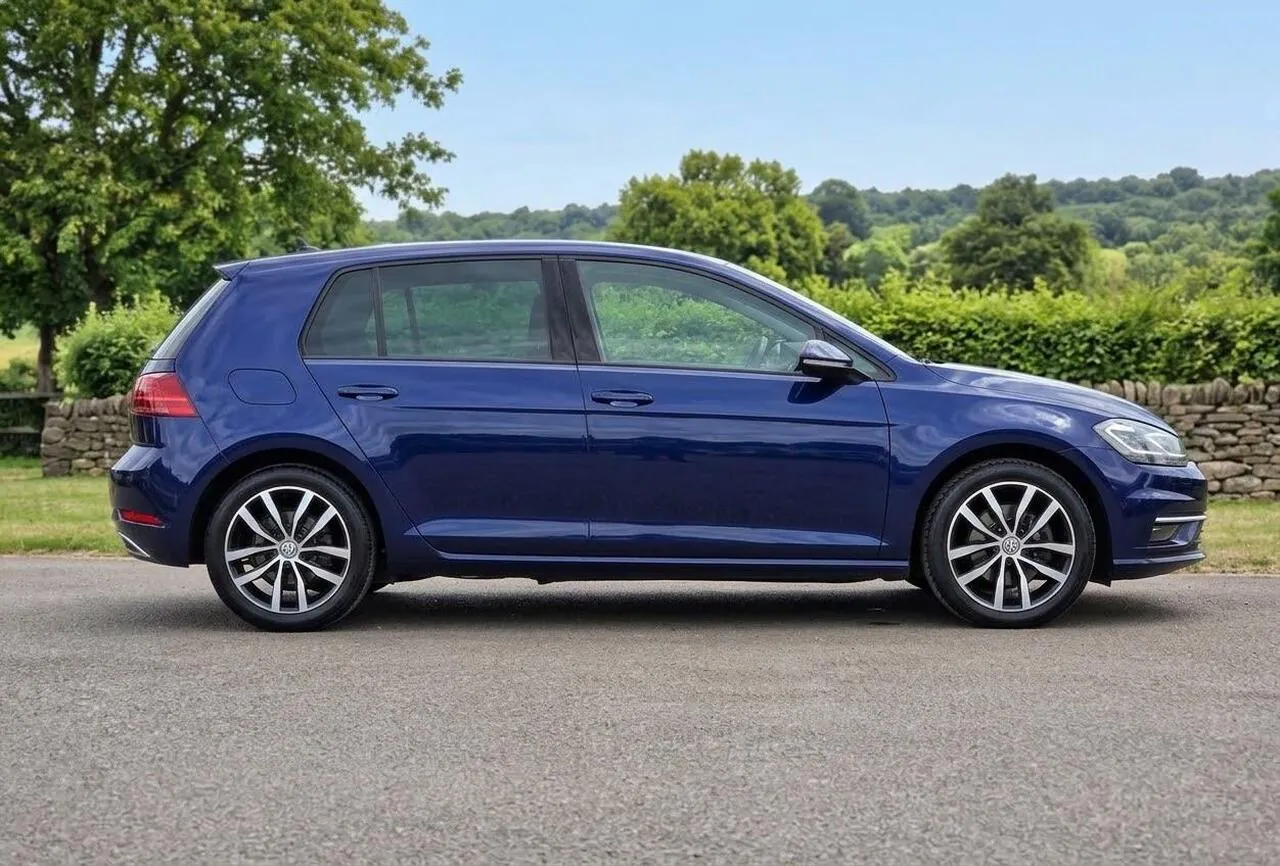 Volkswagen Golf 2019 photo 3