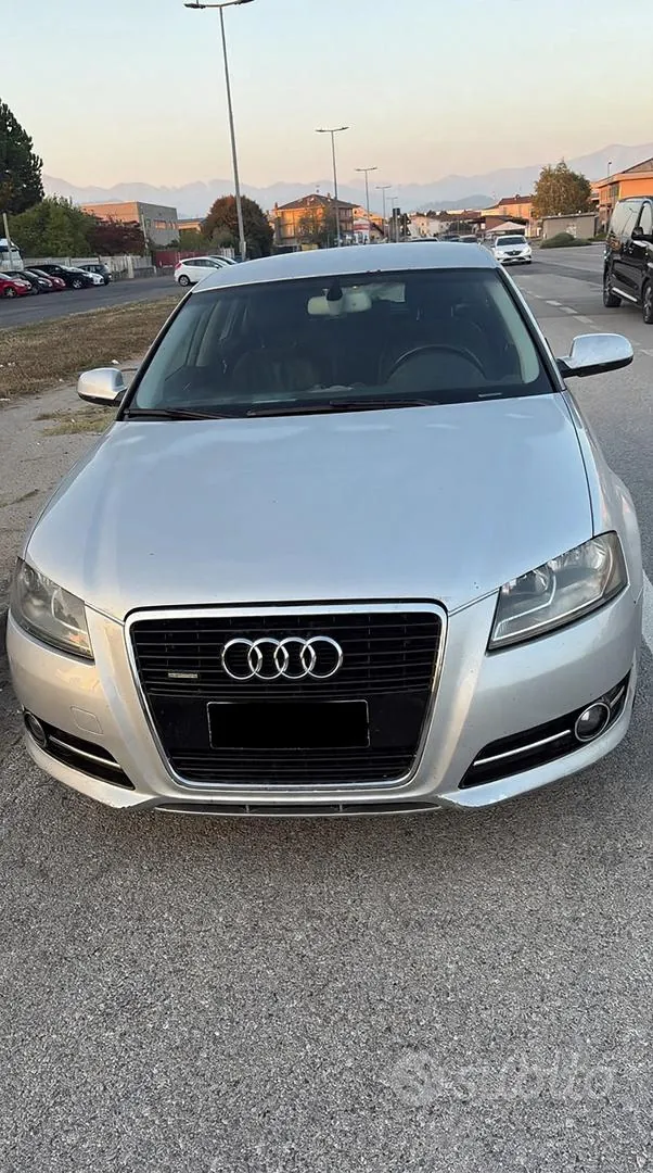 Audi A3 2011 photo 2