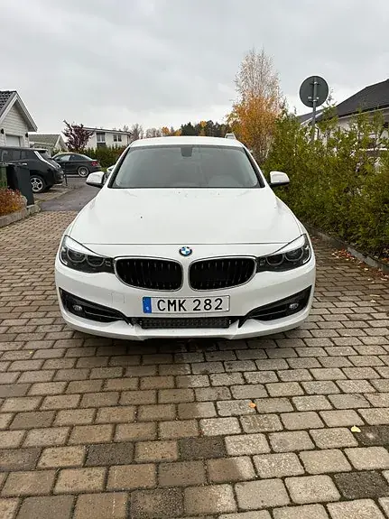BMW 320D 2017 photo 3
