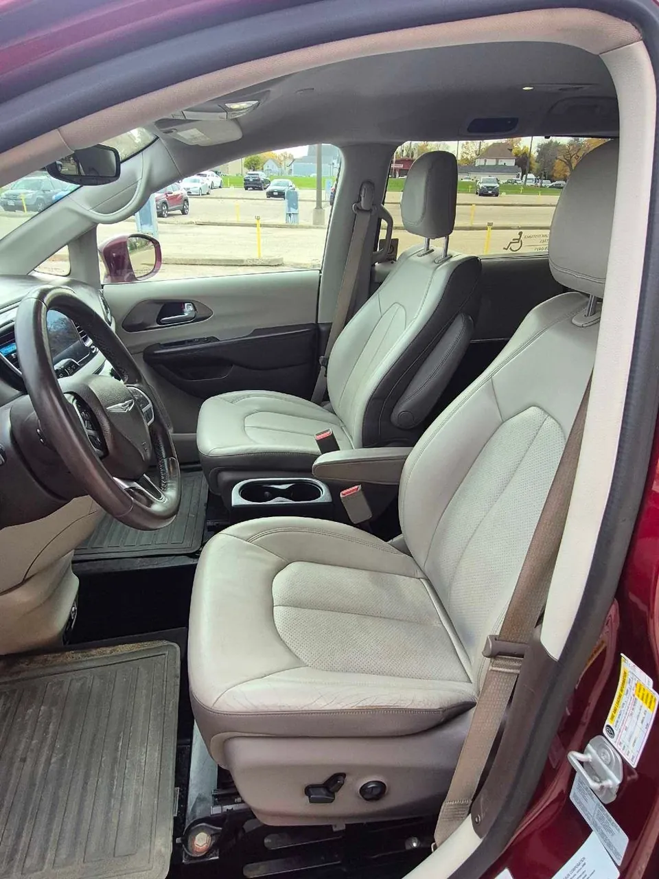 Chrysler Pacifica 2017 photo 4