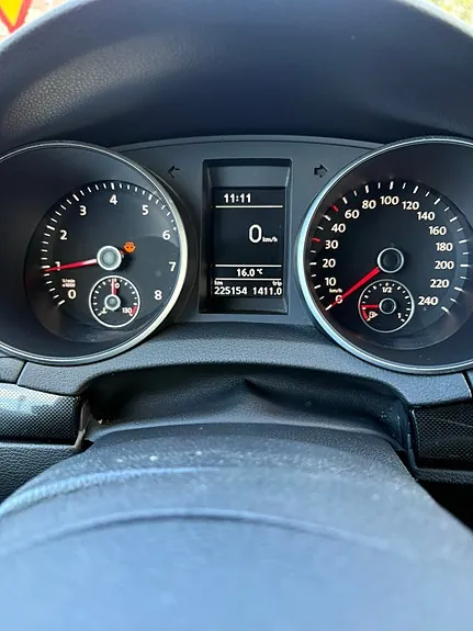 Volkswagen Golf Vi 2011 photo 2