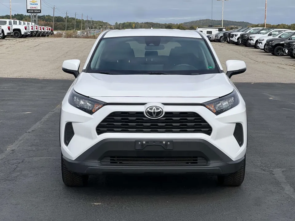 Toyota Rav4 2022 photo 2