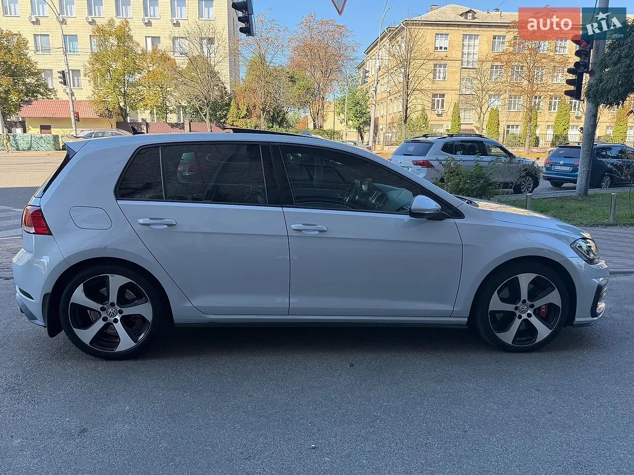 Volkswagen Golf Gti 2019 photo 3