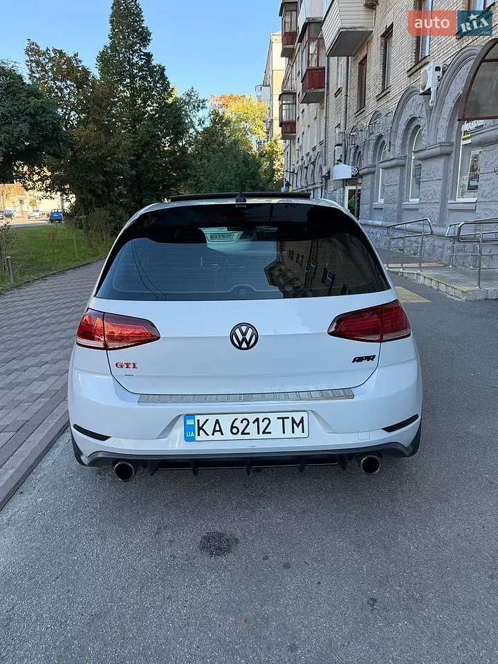 Volkswagen Golf Gti 2019 photo 4