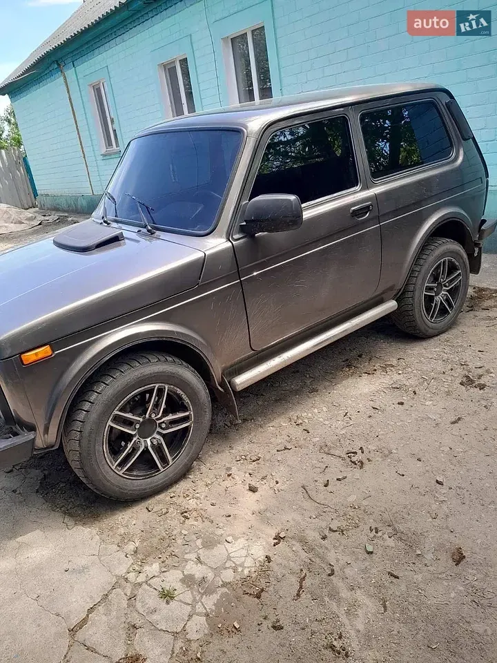 Lada 21214