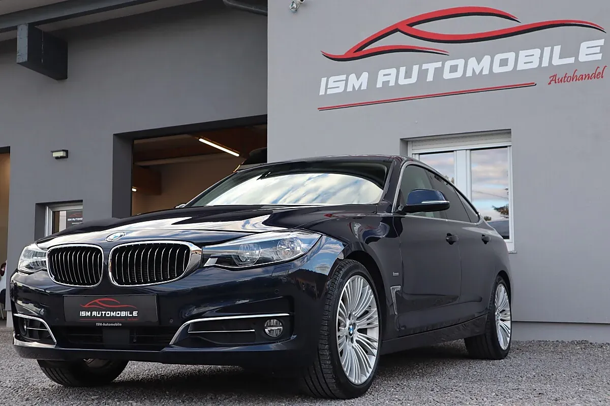 BMW 3 Series 2018 photo 3