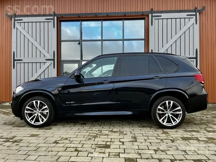 BMW X5 2014 photo 2
