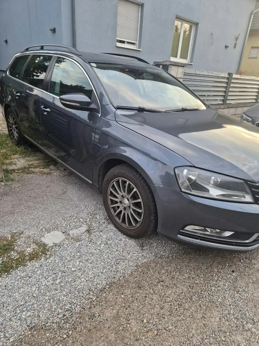 Volkswagen Passat 2011 photo 3