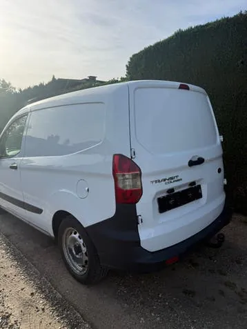 Ford Transit Courier