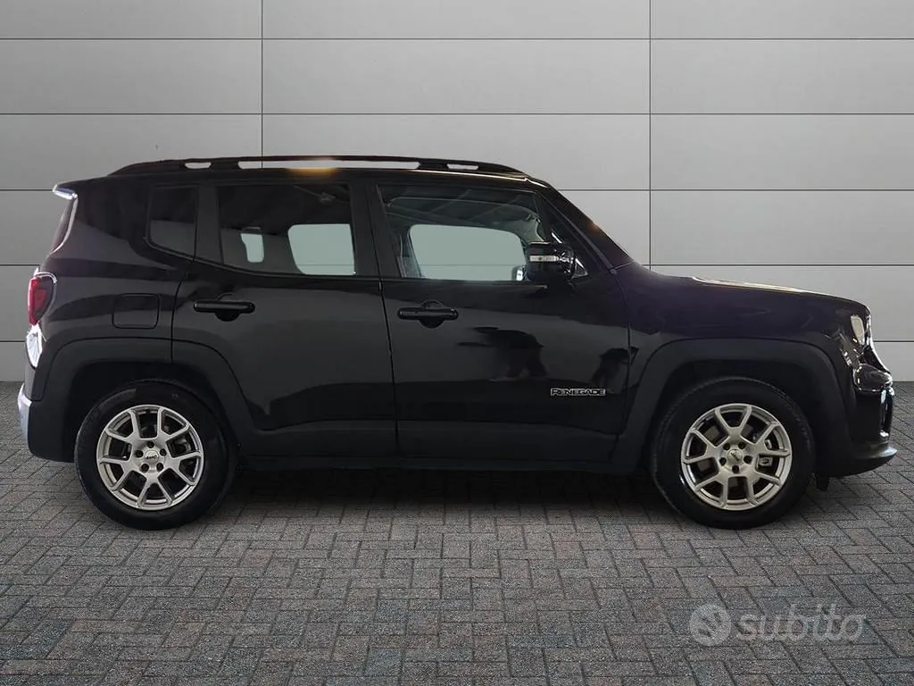 Jeep Renegade 2023 photo 3
