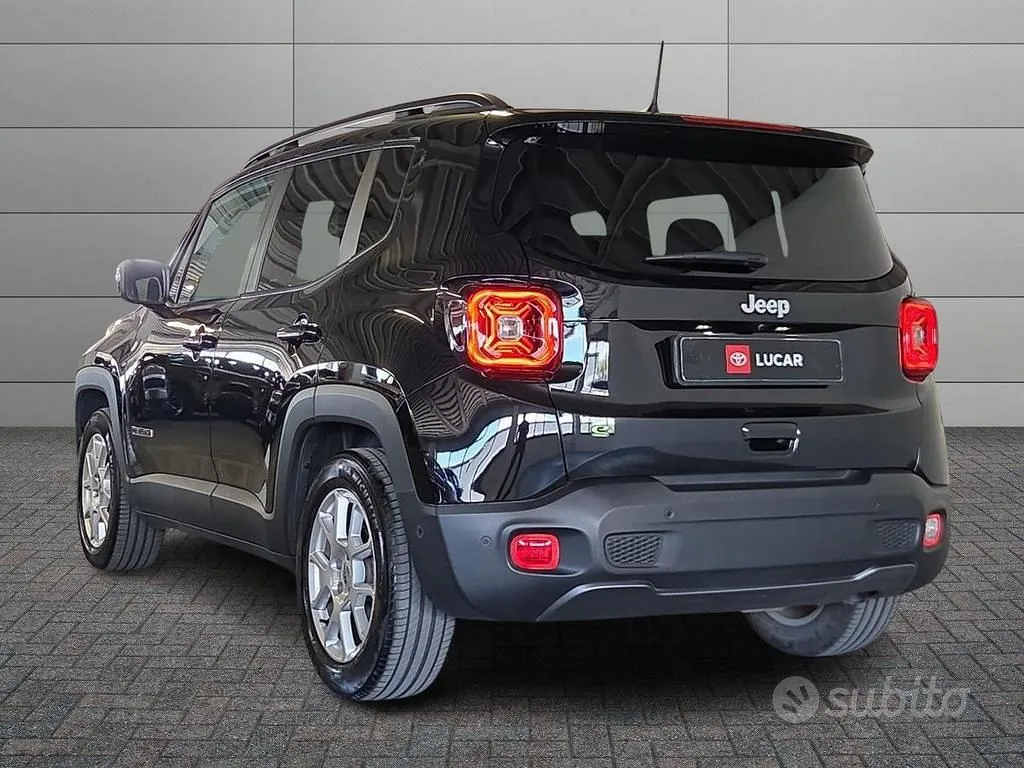 Jeep Renegade 2023 photo 4