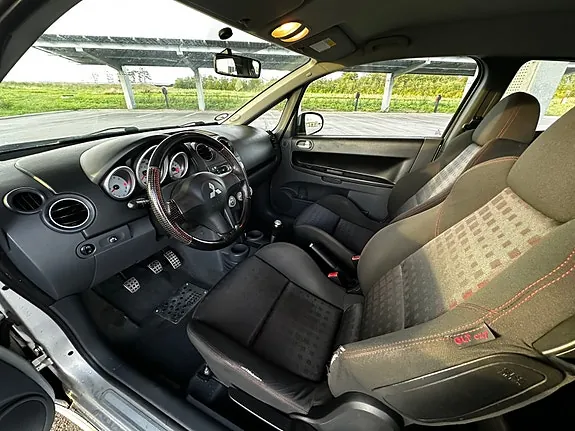 Mitsubishi Colt 2006 photo 5