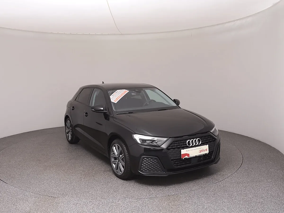 Audi A1 2026 photo 2
