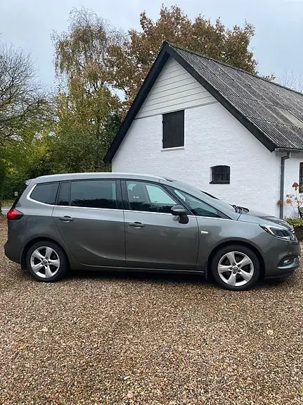 Opel Zafira Tourer 2017 photo 4