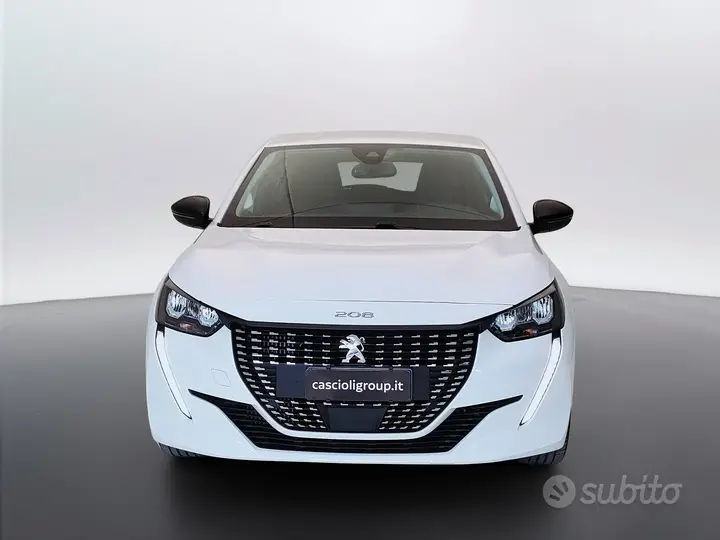Peugeot 208 2022 photo 2