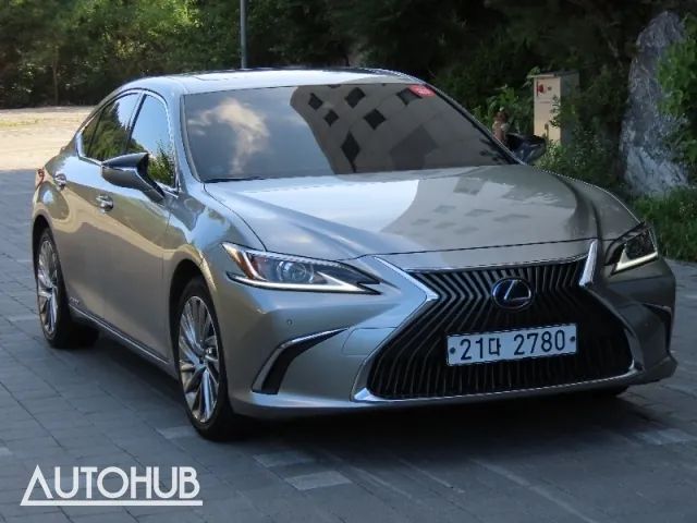 Lexus Es 2018 photo 2