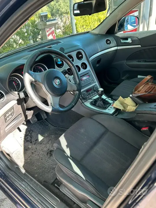 Alfa Romeo 159 2007 photo 3