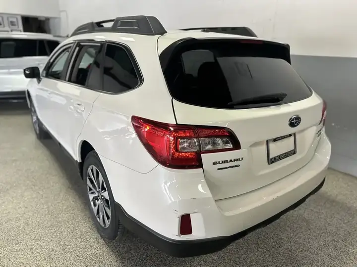 Subaru Outback 2016 photo 5