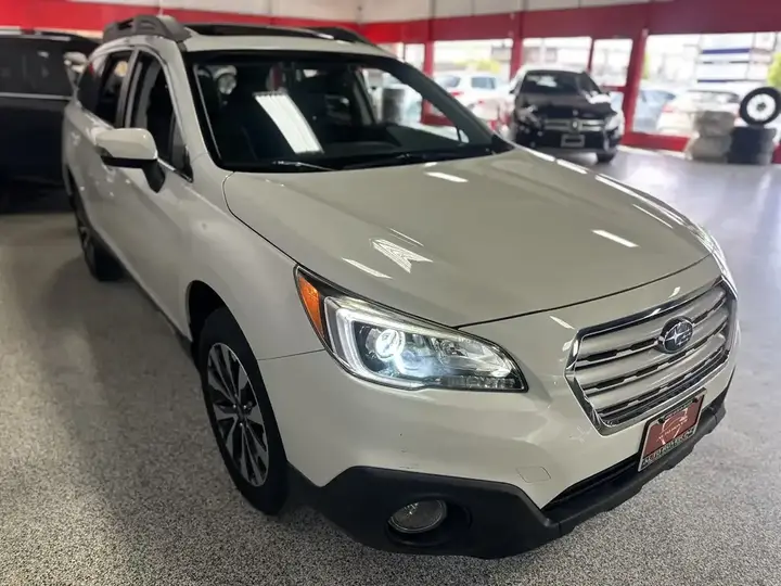 Subaru Outback 2016 photo 3