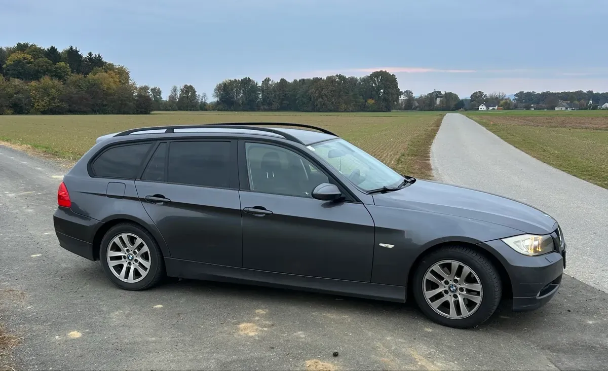 BMW 3 Series 2008 photo 3