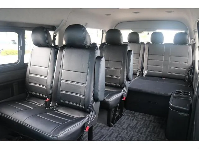 Toyota Hiace Wagon 2022 photo 3