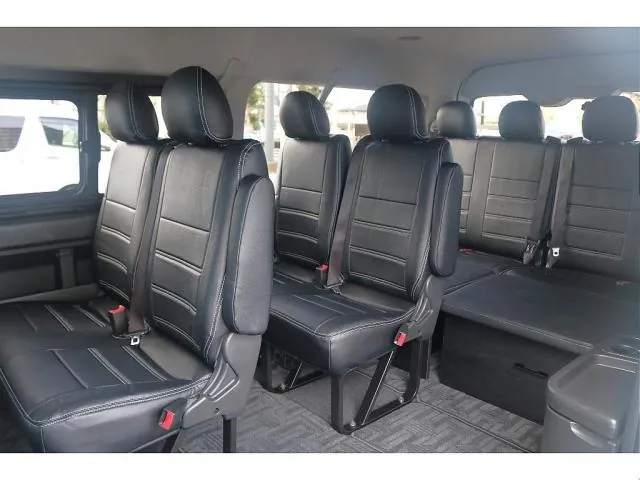 Toyota Hiace Wagon 2022 photo 2
