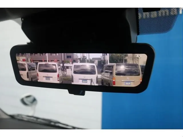 Toyota Hiace Wagon 2022 photo 4