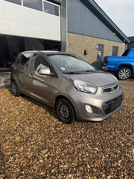 Kia Picanto 2011 photo 2