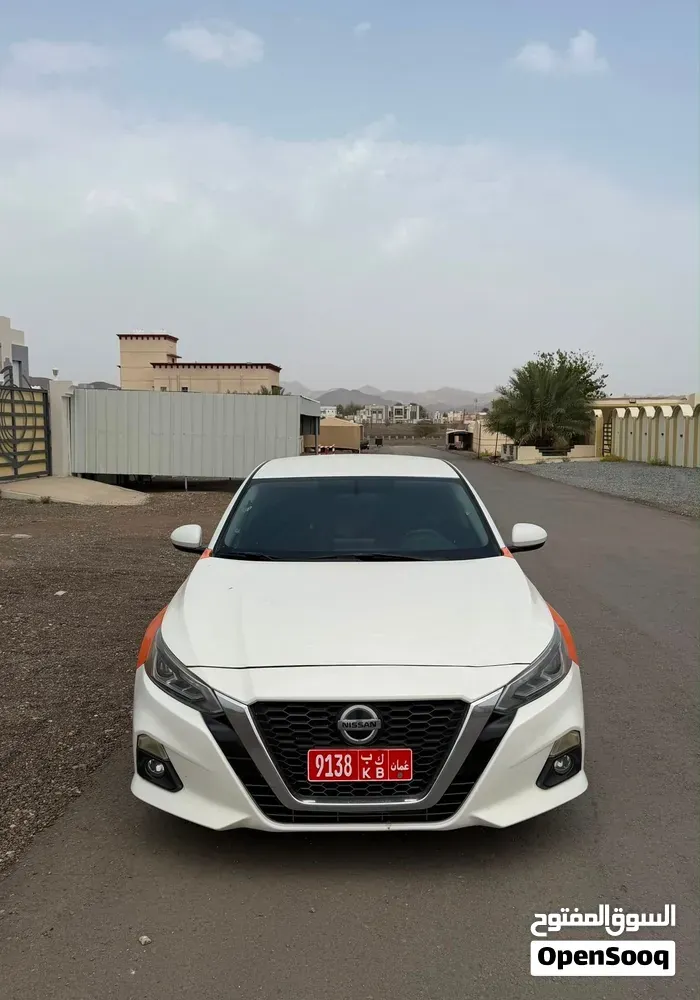 Nissan Altima