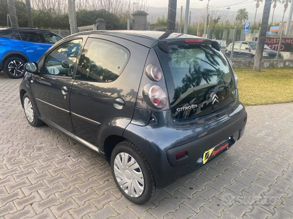 Peugeot 107 2008 photo 3
