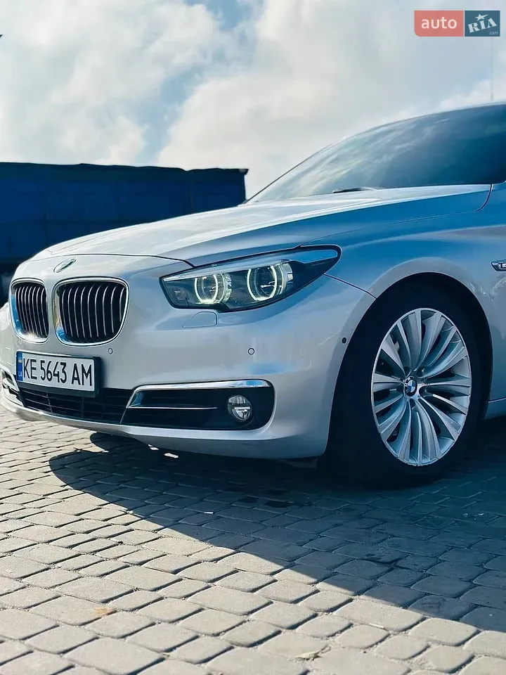 BMW 5 Series Gt 2013 photo 2
