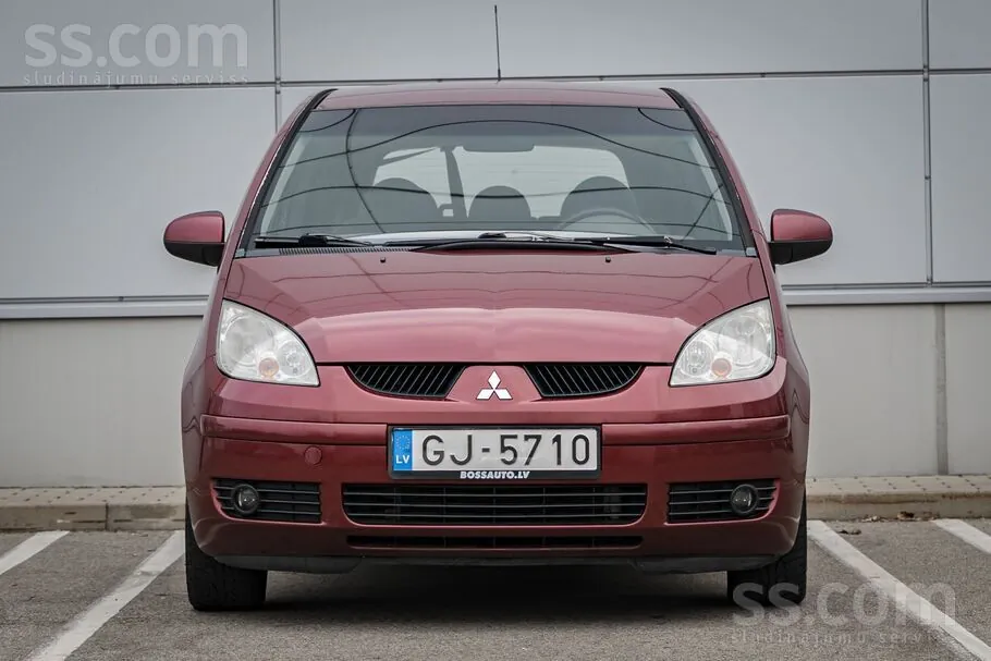 Mitsubishi Colt 2007 photo 2