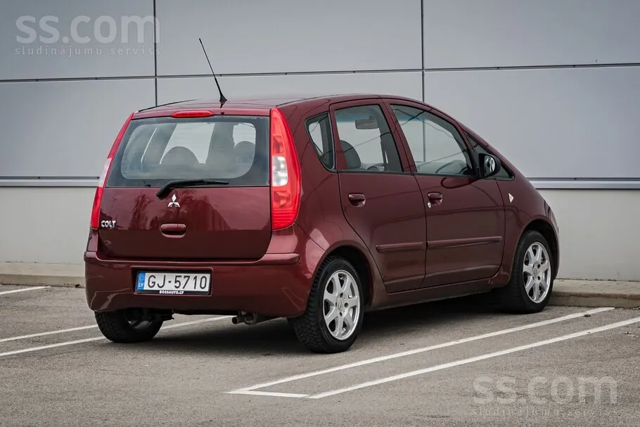 Mitsubishi Colt 2007 photo 4