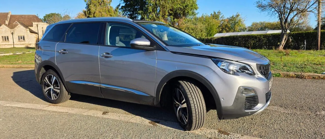 Peugeot 5008 2020 photo 5