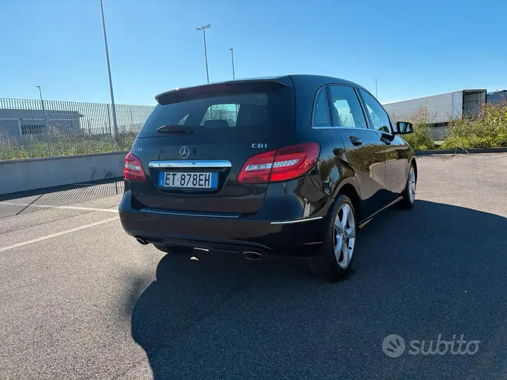 Mercedes-Benz B-Class 2013 photo 4