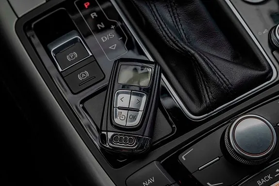 Audi A6 2012 photo 4